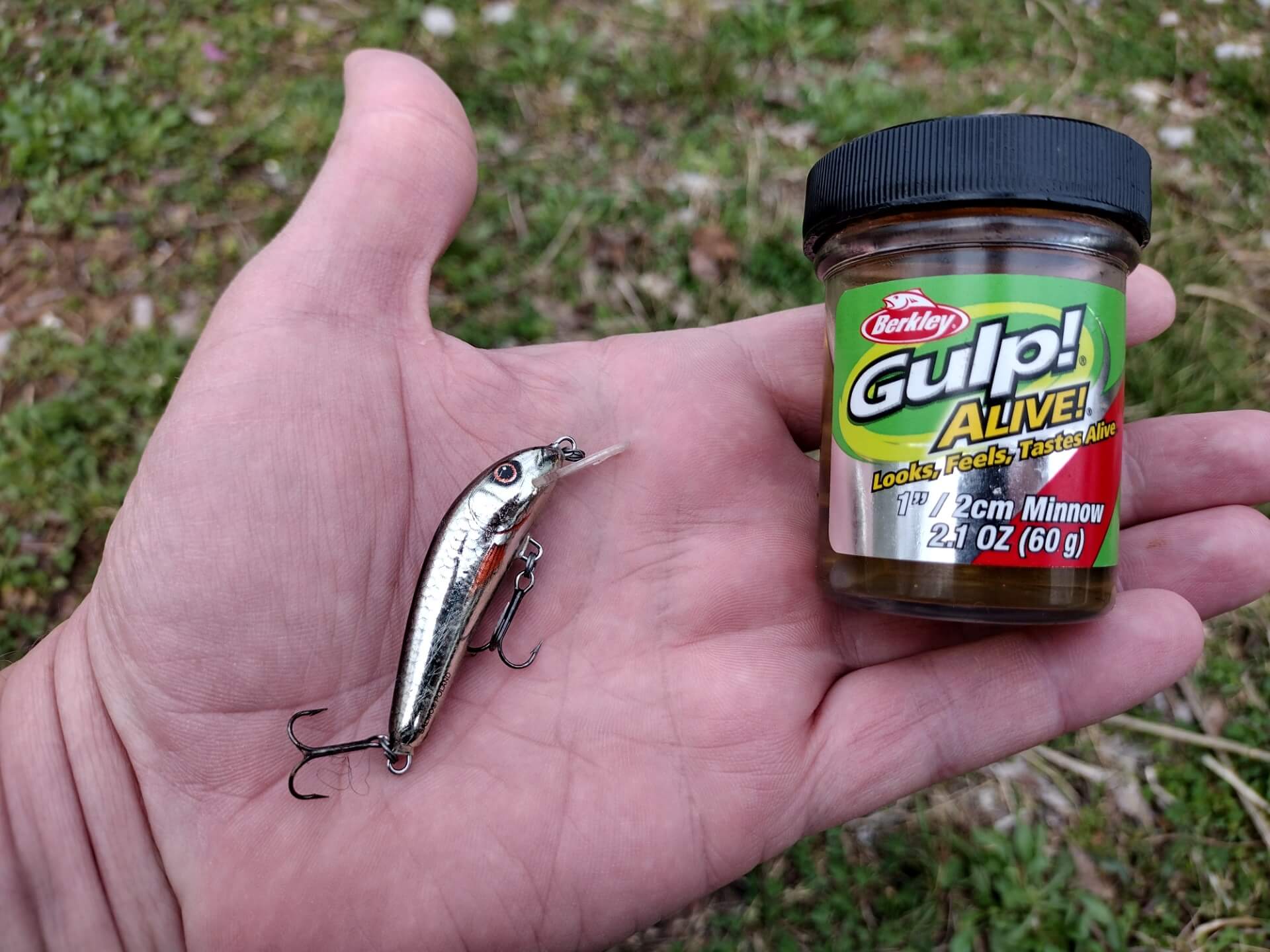 Which Fishing Lure Catches More Fish Gulp Minnow vs Jerkbait - Realistic Fishing